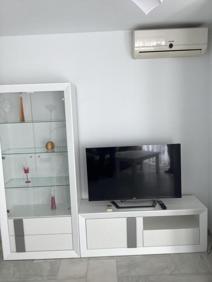 شقة Carihuela Park Palace Apartament Sun&Beach توريمولينوس المظهر الخارجي الصورة